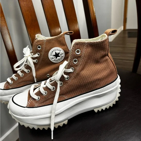 Converse Brown and White Run Star Hike Shoes - Picture 4 of 6